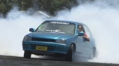Modified Daihatsu Charade Burnouts
